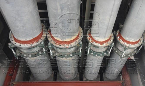 波紋<a href=http://www.berberana.cn target=_blank class=infotextkey>補償器</a>安裝現(xiàn)場圖